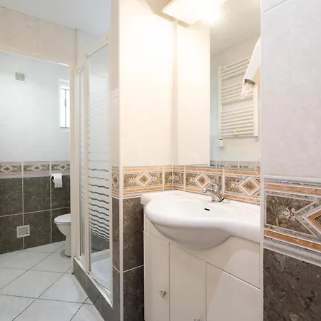 2 Entre 2 Et 4 Personne Prázdninový dům