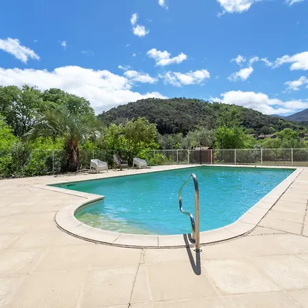2 Entre 2 Et 4 Personne Holiday home *