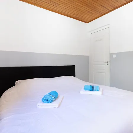 2 Entre 2 Et 4 Personne Casa vacanze Reynès